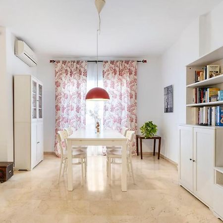 Apartament Centro Ferrandiz Parking Gratis Malaga Zewnętrze zdjęcie