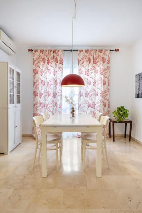 Apartament Centro Ferrandiz Parking Gratis Malaga Zewnętrze zdjęcie